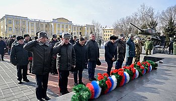 С Днем защитника Отечества!